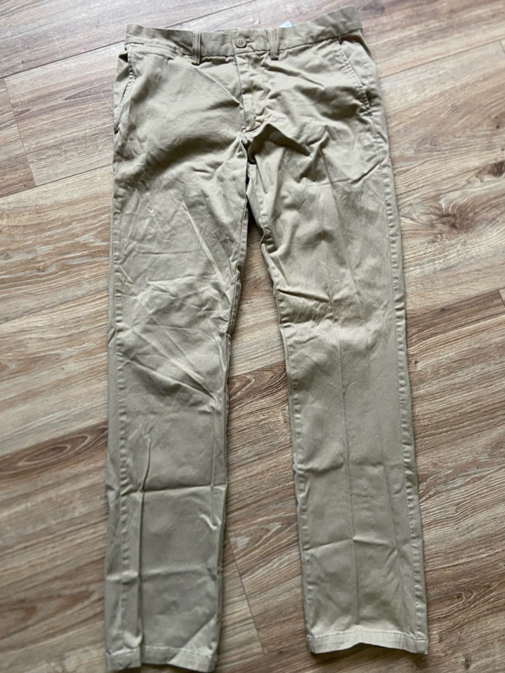 Old Navy Men's Tan Chino Pants ultimate slim 32 x 34 color Shore Enough